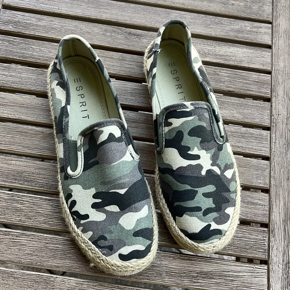 Esprit Nadine Camo Espadrille Slip On Flats Women's Size 8 Canvas Loafers
